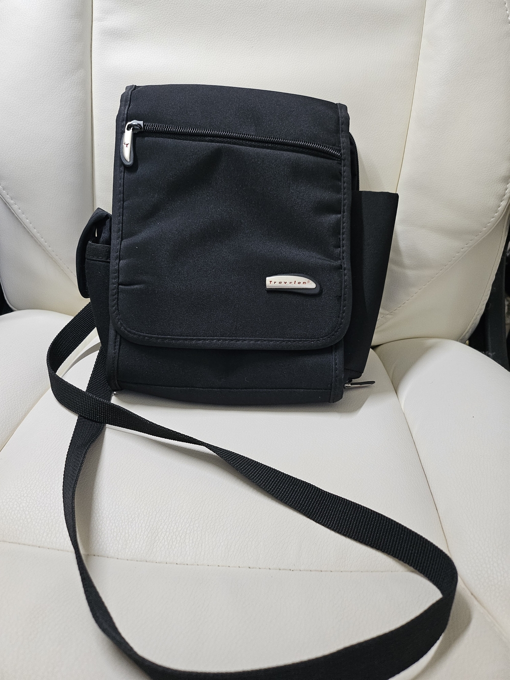 Travelon Compact Crossbody Bag - Black